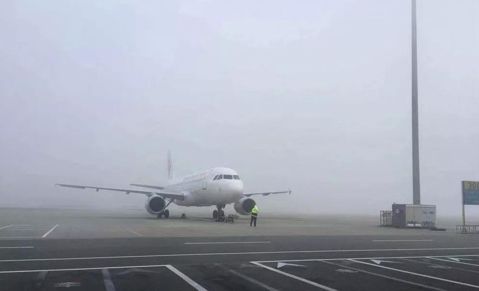 大霧來襲！四川境內(nèi)多條高速封閉，雙流機場100余航班受影響