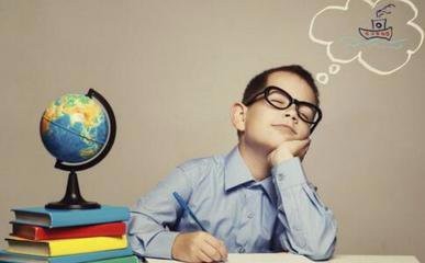 孩子學(xué)習(xí)拖拉、效率低，“元兇”竟是父母的這些舉動？