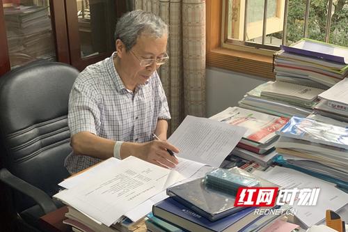2019年全國教書育人楷模名單公布！有你身邊的老師嗎？