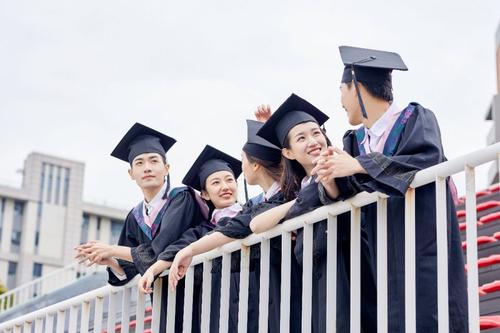 畢業(yè)生簽訂勞動(dòng)合同要注意啥？7個(gè)細(xì)節(jié)速度了解