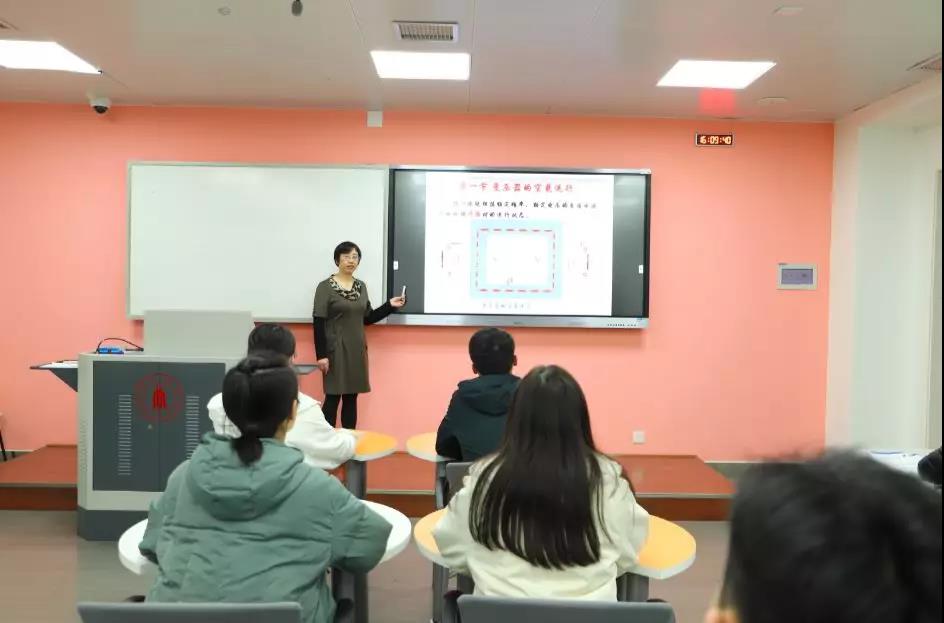 我省這所大學(xué)專業(yè)課獲評“四大天書”之首！學(xué)生：太“南”了
